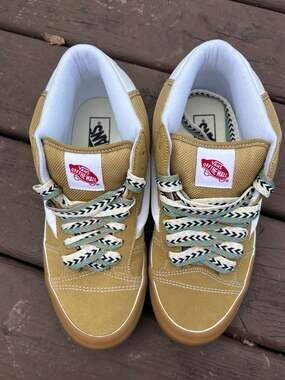 Vans Knu Mid Skate Shoes in Khaki Gum with Patterned Laces